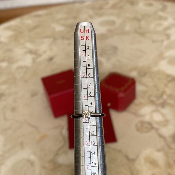 Cartier 1895 Solitaire Engagement Ring .25 Carat Platinum With Case & GIA Report - Picture 10 of 15